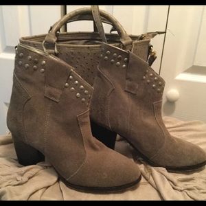 Esprit leather ankle studded bootie